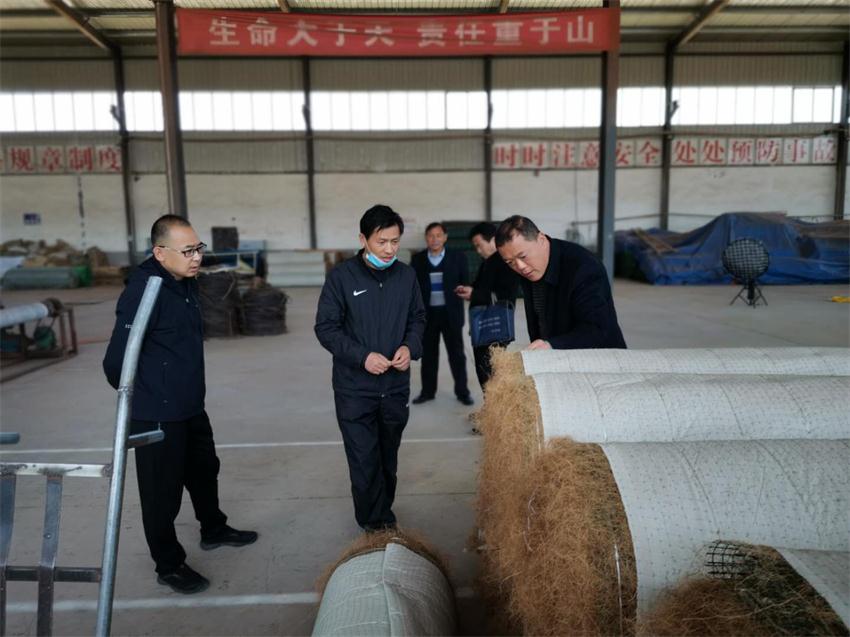 社會(huì)組織走進(jìn)省級貧困村 走訪調(diào)研需求助力扶貧攻堅(jiān)(圖3) 2-200529142609262.jpg