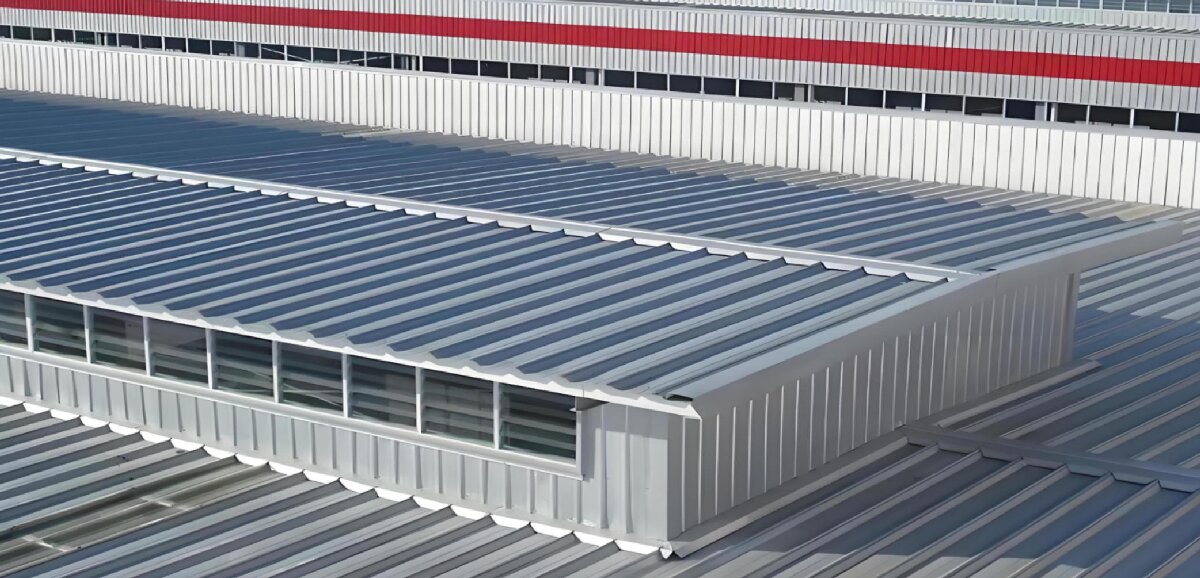 鋼結(jié)構(gòu)車(chē)間褪色、銹蝕、滲漏等修繕三種方法！(圖6)