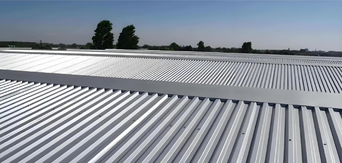 鋼結(jié)構(gòu)車(chē)間褪色、銹蝕、滲漏等修繕三種方法！(圖10)